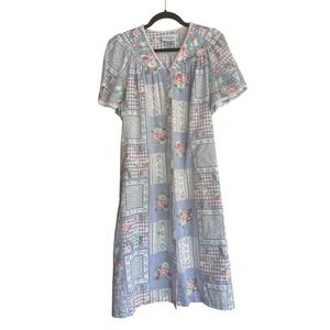 Vintage 70s Patchwork House Dress Nap Dress Floral Cotton Pockets M Loungewear